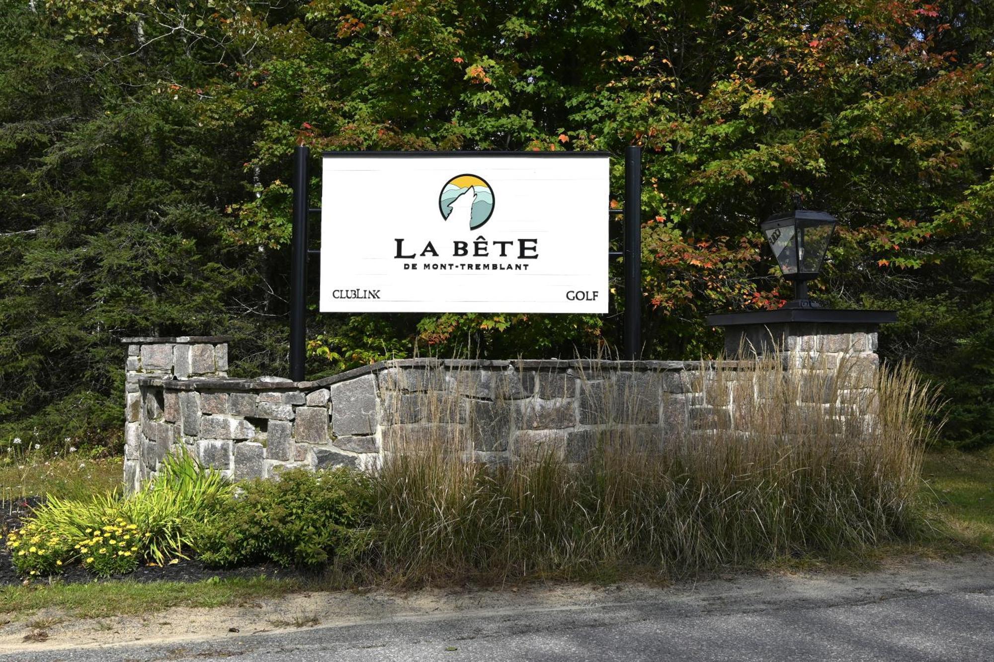 Cozy On The 9th Hole La Bete Pool Golf Chalet Mont-Tremblant