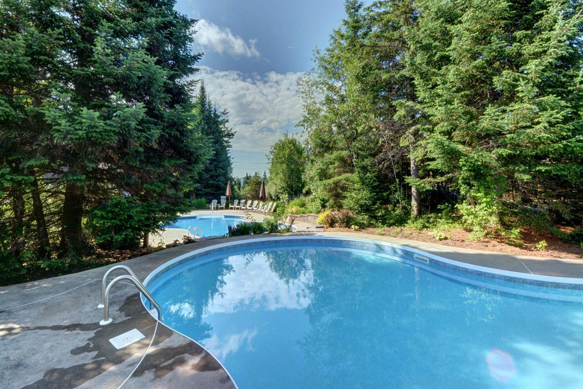Chalet Cozy On The 9th Hole La Bete Pool Golf Mont-Tremblant
